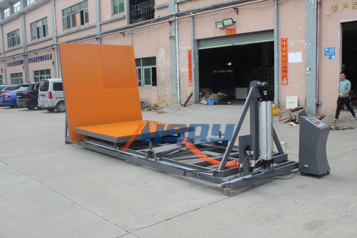 冲击碰撞试验台用途：深入探索材料性能与结构优化的关键工具